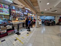 Lucky Plaza (D9), Retail #594370741